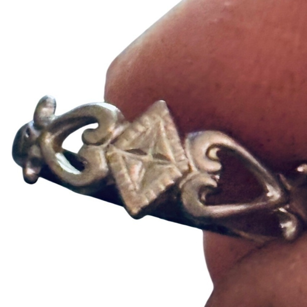 Antique Art Deco Sterling Silver Filigree Heart Diamond Motif Band Ring Size 7
